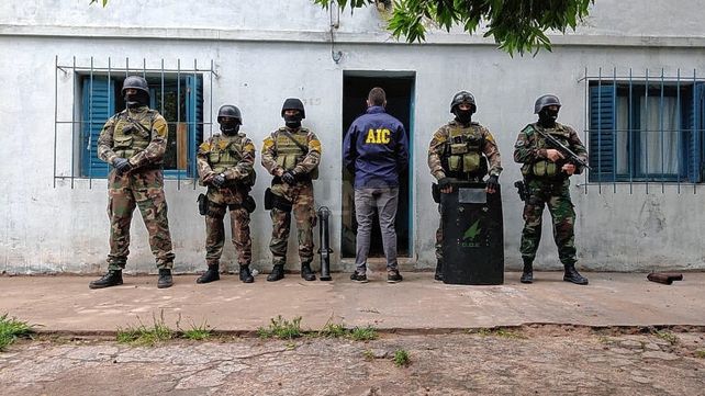 Los allanamientos se realizaron en Cayastacito