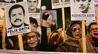 Masiva Marcha del Silencio por los desaparecidos de la dictadura en Uruguay