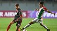 Una opción. Manuel Llano sumó minutos ante Palestino de Chile y hoy podría ser el carrilero derecho leproso ante la baja por lesión de Jerónimo Cacciabue.