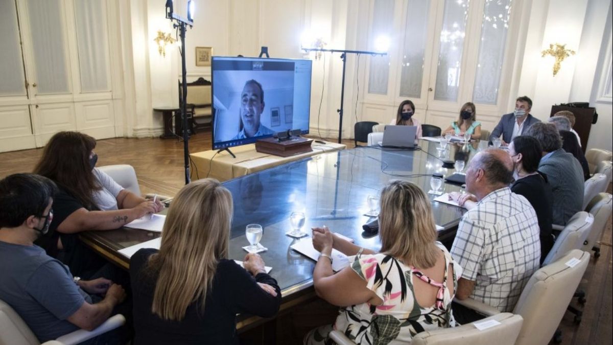 Crean un potrero digital para capacitar a jóvenes vulnerables en ...