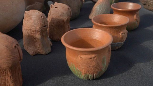 Paraná reunió a ceramistas de la región y construyó un horno comunitario con el barro como identidad