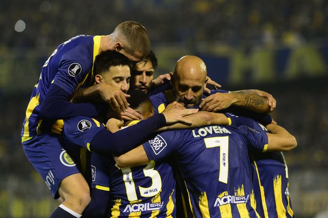 Festejo canalla en el último partido de la Libertadores en su casa