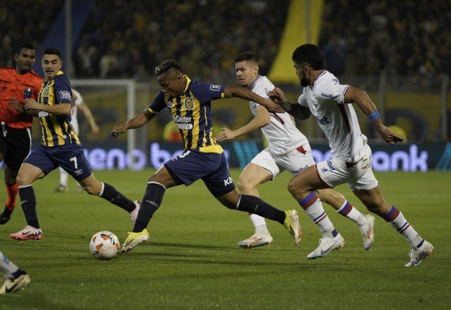 Jaminton Campaz fue incisivo ante Fortaleza.
