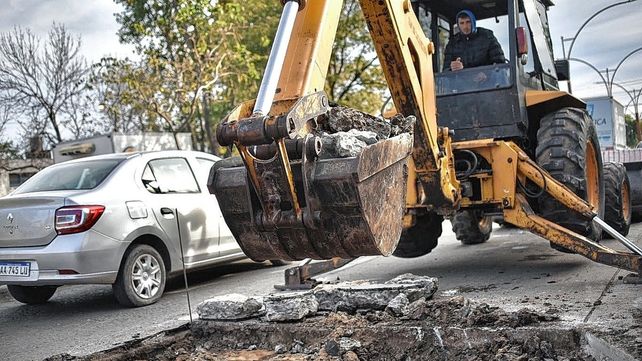 Trabajos de bacheo en la ciudad de Santa Fe
