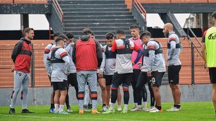 Patronato jugará en Rosario ante Colón.