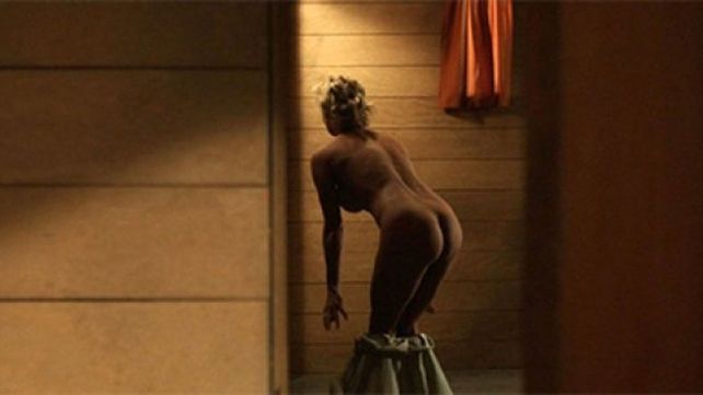 A los 49 años protagonizó un desnudo caliente para una película A los 49 años protagonizó un desnudo caliente para una película