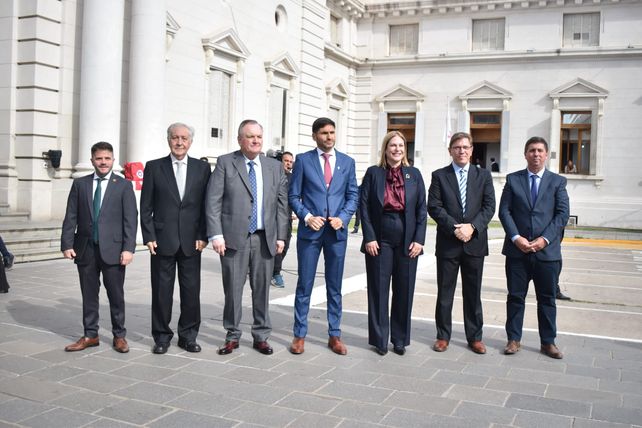 Pullaro abre sesiones en la Legislatura: resumen de gestión, reforma constitucional y último 1º de mayo Pullaro abre sesiones en la Legislatura: resumen de gestión, reforma constitucional y último 1º de mayo