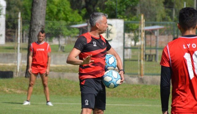 Un ex-DT de Patronato podría dirigir a la Selección de Chile