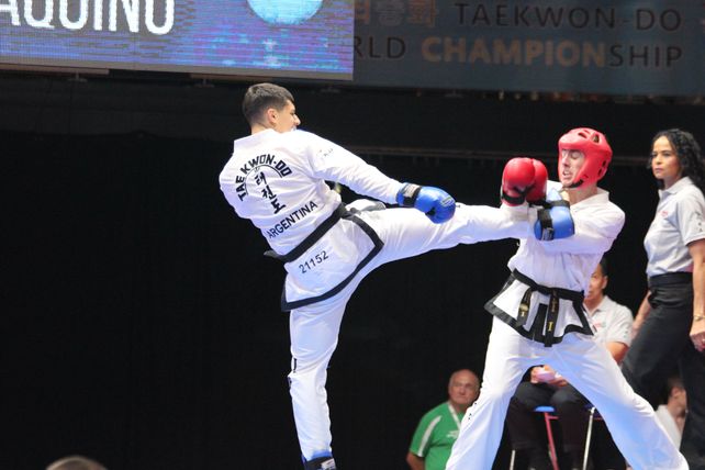 Rosario, presente. Aquino se lució en todos los combates que realizó en el Mundial de Países Bajos.