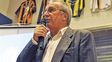 Maxima autoridad. Broglia, junto a sus pares de comisión, debe nombrar al nuevo DT y traer refuerzos de jerarquía.