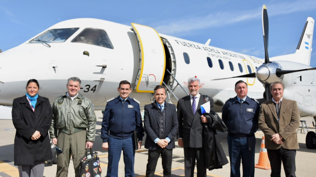 Funcionarios y autoridades del aeropuerto estuvieron en la reactivación de los vuelos entre Rosario y Córdoba. Funcionarios y autoridades del aeropuerto estuvieron en la reactivación de los vuelos entre Rosario y Córdoba.