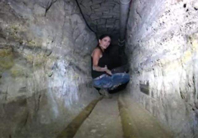 Una periodista recorre todo el túnel por donde escapó “Chapo” Guzmán