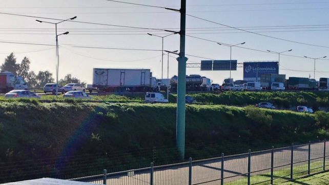El choque redujo la circulación desde bulevar Avellaneda hacia el este.