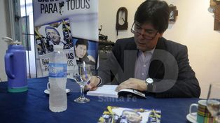 Lugones dice que se blanqueó la relación de los barras y la política