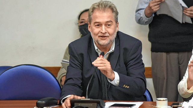 Mirabella quiere implementar el juicio por jurados en los tribunales federales de Santa Fe