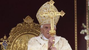 El Papa critic&oacute; el materialismo y el nihilismo en su mensaje Urbi et Orbi