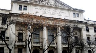 El tradicional edificio porteño del que salieron tres premios Nobel.