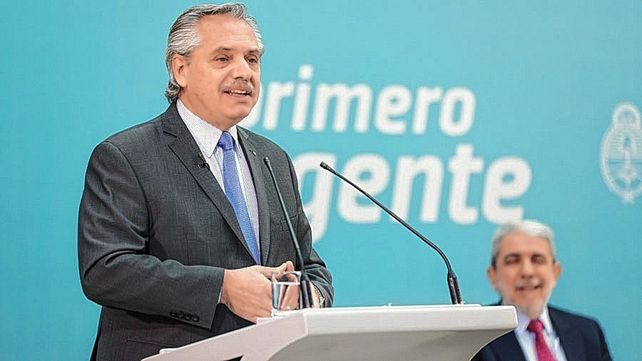 Alberto Fernández habló por primera vez del avión retenido en Ezeiza y dijo que no existe ninguna restricción sobre los cinco iraníes tripulantes