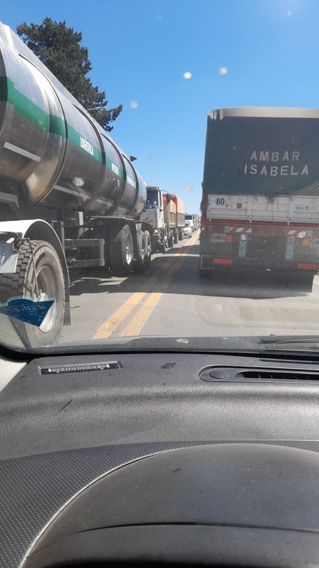 Así se circula por la ruta 91 a la altura de Villa La Ribera.