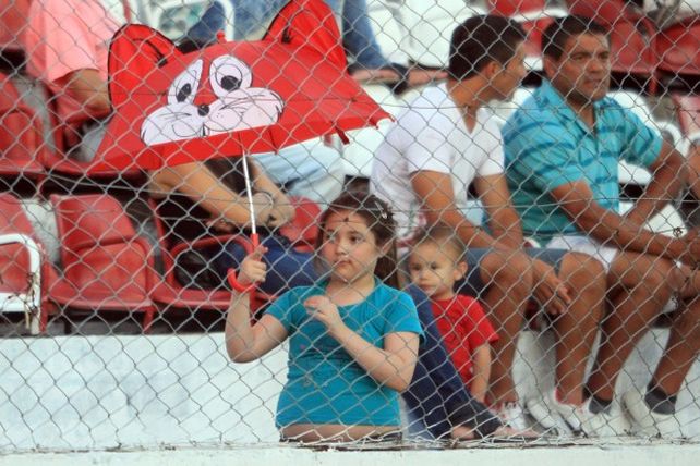 Atlético Paraná y Belgrano no se sacaron diferencias
