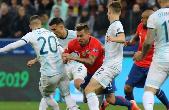 Argentina se prueba con Chile en el primer amistoso post Copa América