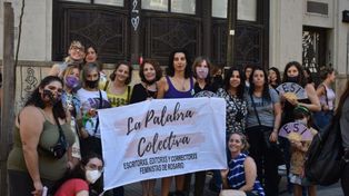 Parte de La Palabra Colectiva, el grupo de escritores y escritoras feministas en pie de lucha por un trabajo remunerado.