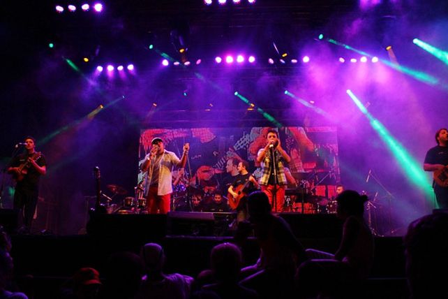 Miles de santafesinos disfrutaron del comienzo del Festival de Guadalupe
