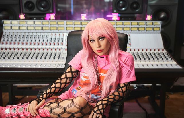 El largo y sinuoso camino de Lady Gaga hacia su nuevo disco