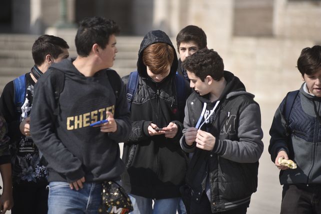 pokémon go. El videojuego de realidad aumentada causa furor en Rosario.