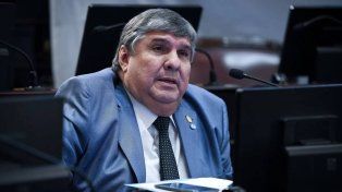 José Mayans acusó a Milei de descreer de la división de poderes: Muy parecido a un gobierno de facto