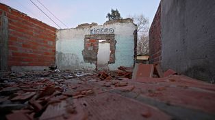 Búnkeres de drogas derrumbados en Rosario: ¿qué hay detrás de los escombros?