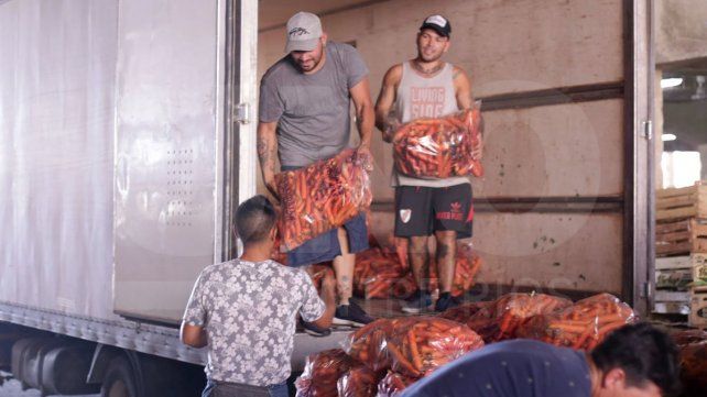 Verano en el Mercado Concentrador de Frutas y Verduras El Charrúa