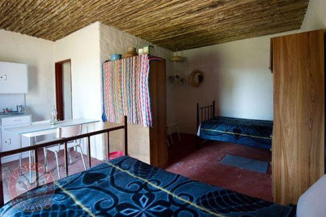 Un lujoso hotel que simula ser un asentamiento