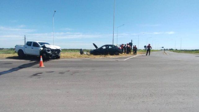 Fuerte accidente en el cruce de las rutas nacionales 12 y 127