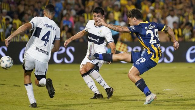 Tremendo cachetazo de revés de Martínez Dupuy para el segundo de Central sobre Gimnasia.