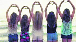 El hombre debe casarse; y la mujer, tener amigas