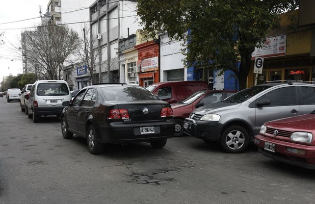 Otro clásico. La doble fila es una infracción muy común.