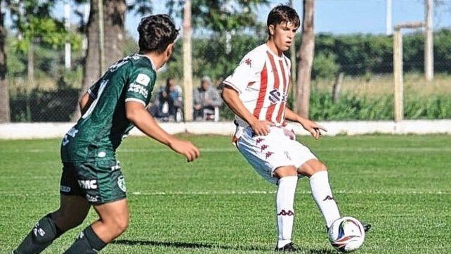 Chivas de Guadalajara vendría a la carga por un juvenil de Unión