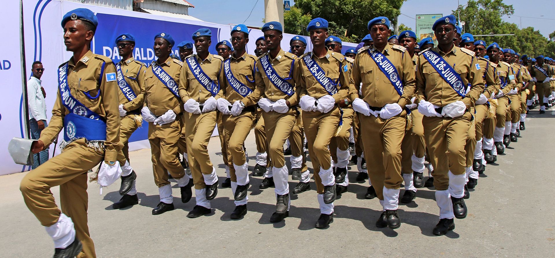 Desfile de soldados somalíes durante las celebraciones del 66.º aniversario de la independencia del país en Mogadiscio, Somalia, el miércoles 1 de julio de 2026. (Foto AP/Farah Abdi Warsameh) Desfile de soldados somalíes durante las celebraciones del 66.º aniversario de la independencia del país en Mogadiscio, Somalia, el miércoles 1 de julio de 2026. (Foto AP/Farah Abdi Warsameh)