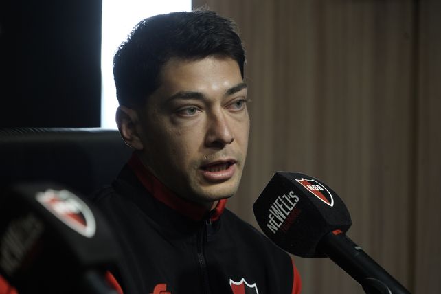 Franco Escobar le suma alternativas de valor para el funcionamiento defensivo de Newells.