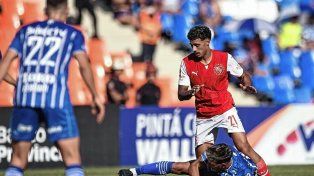 Independiente canceló una de las inhibiciones con Defensor Sporting por el volante Benavídez.
