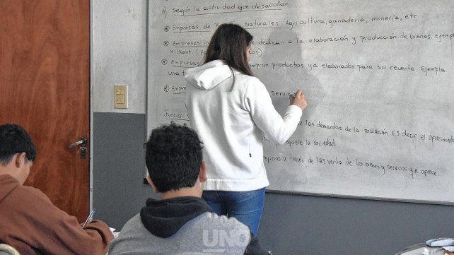 Decreto provincial: se oficializó un aumento salarial del 10
