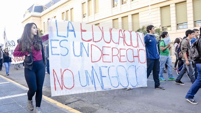 Docentes universitarios pararán durante toda la próxima semana