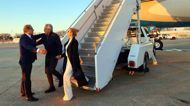 El presidente Alberto Fernández aterrizó este domingo por la tarde en Nueva York.