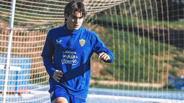 Luka Romero fue presentado como nuevo jugador de Almería