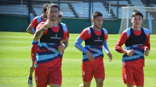 El plantel de Arsenal viaja igual a Santa Fe