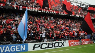 Autorizaron el regreso de las banderas en el estadio de Colón