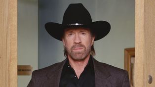 El actor Chuck Norris, especialista de artes marciales, falleció este jueves a los 86 años tras ser hospitalizado de emergencia en Hawái