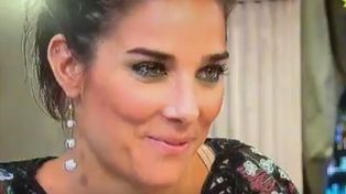 Ya le clavó el ojo: Twitter explotó con las miradas de Juana Viale en la mesa de Mirtha Legrand