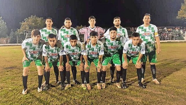 El equipo de San Cristóbal que iba ganando 2 a 0 cuando el partido con Ciclón Racing fue suspendido.